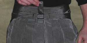 Putting on Hakama